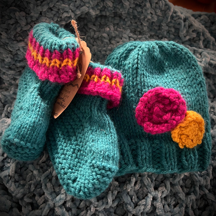 Hand knit hat and booties, 3-6mo